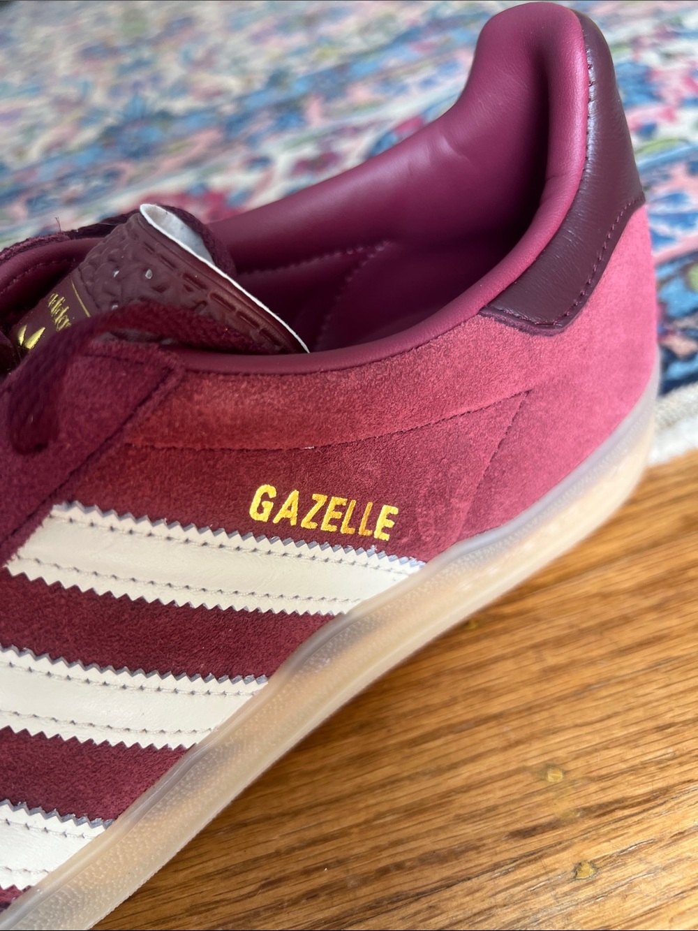 New! Adidas Women’s Gazelle Sneakers in Burgundy and White - Picture 3 of 8